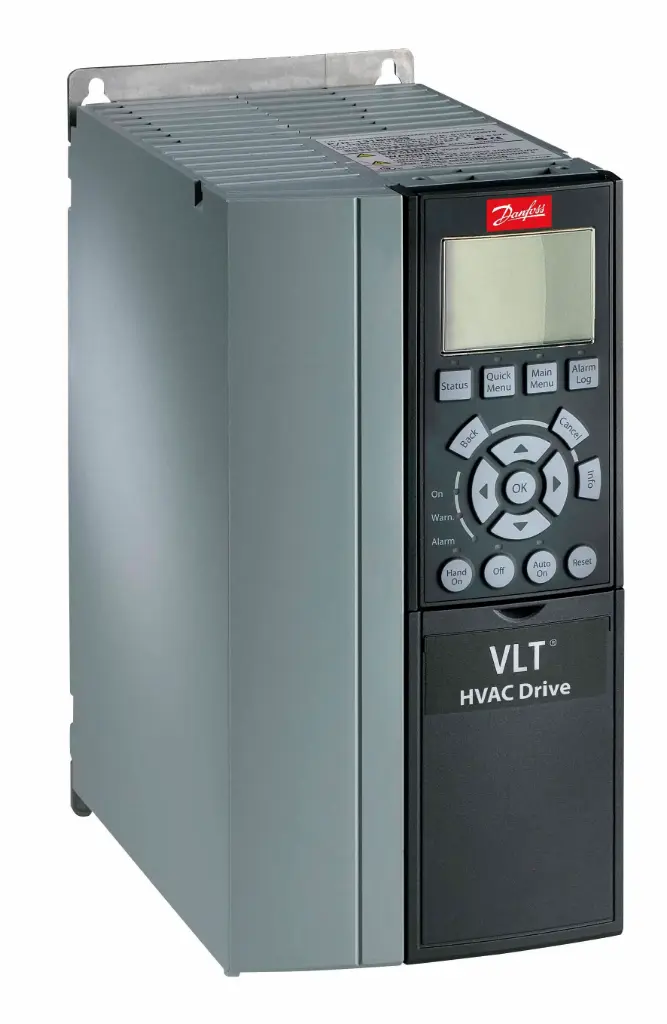 131B4216 Variador de frecuencia Danfoss, 7.5HP/5.5kW, Trifásico, 380-480VCA, IP20, c/panel de control, VLT® HVAC Drive FC-102